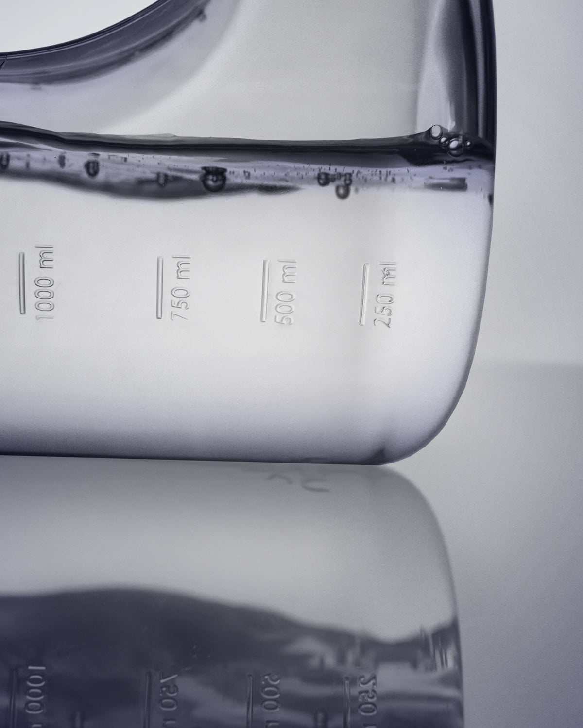 Frank Green 2L Titan Reusable Bottle - Khaki