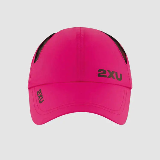 2XU Unisex Run Cap - Fuschia