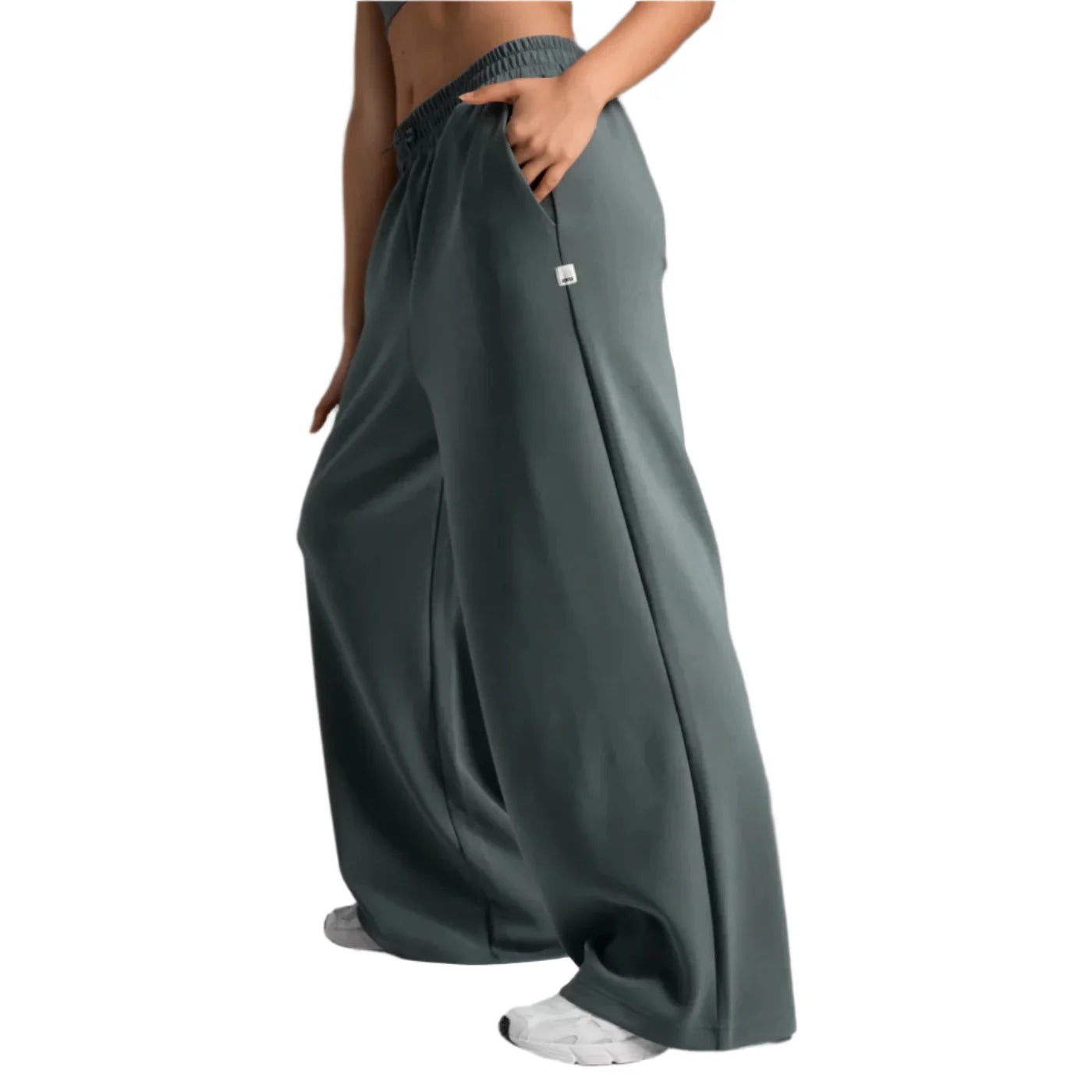 2XU Womens Wonderluxe SandWashed Wide Pants - Dark Sage