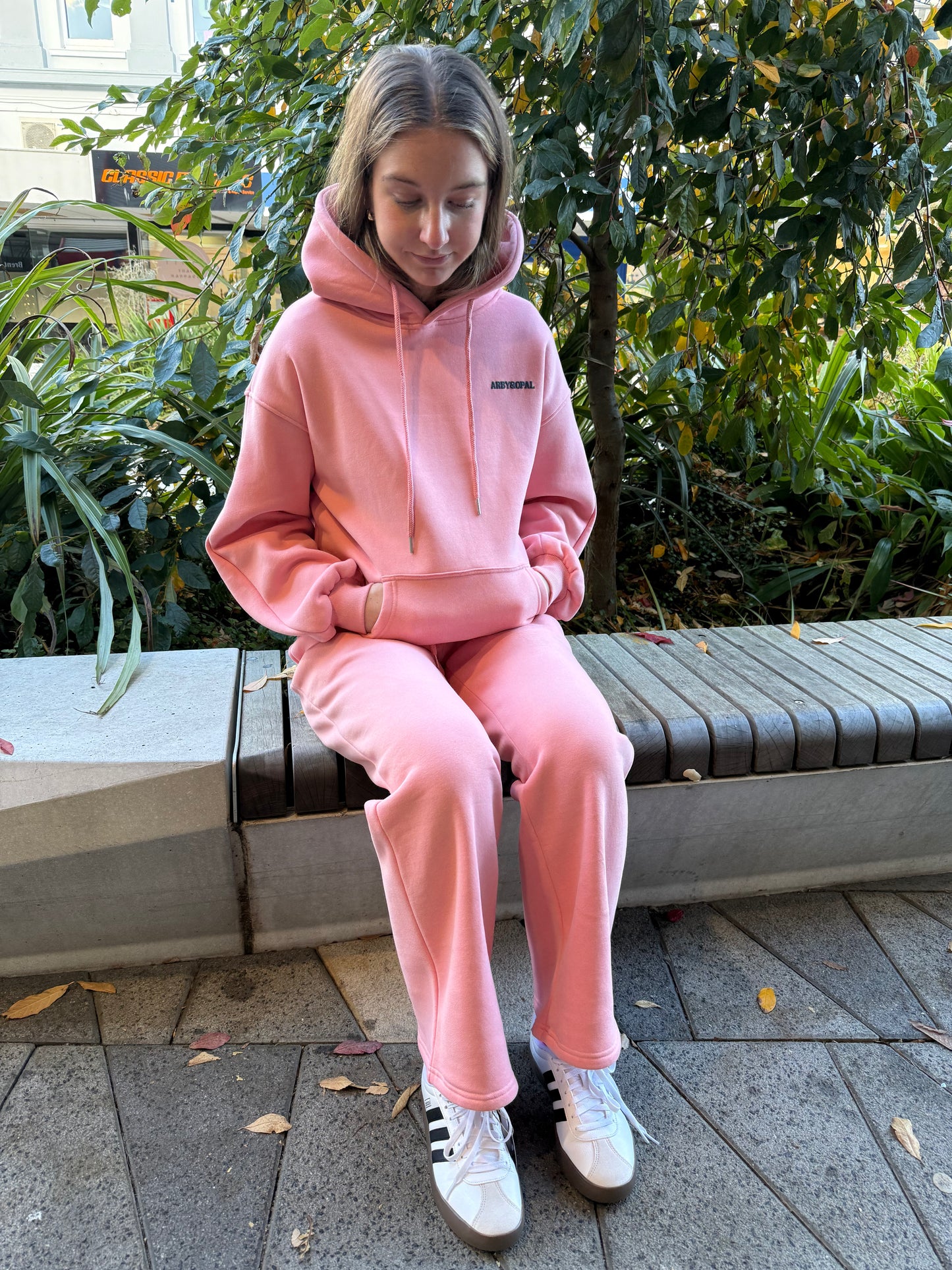 Arby & Opal Staple Puff Straight Leg Jogger - Candy Pink/Navy