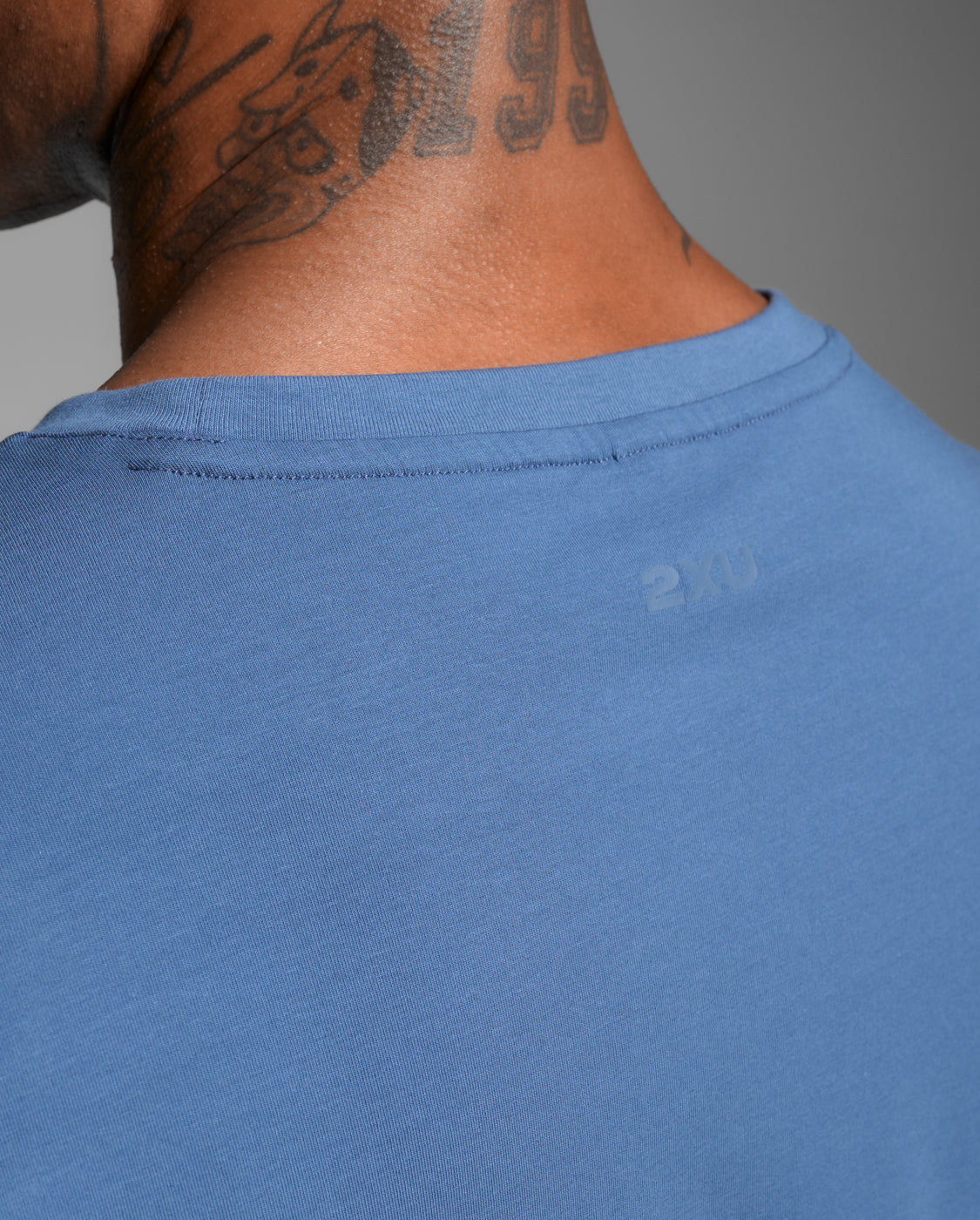 2XU Mens Motion Cotton Flex Tee - Indigo