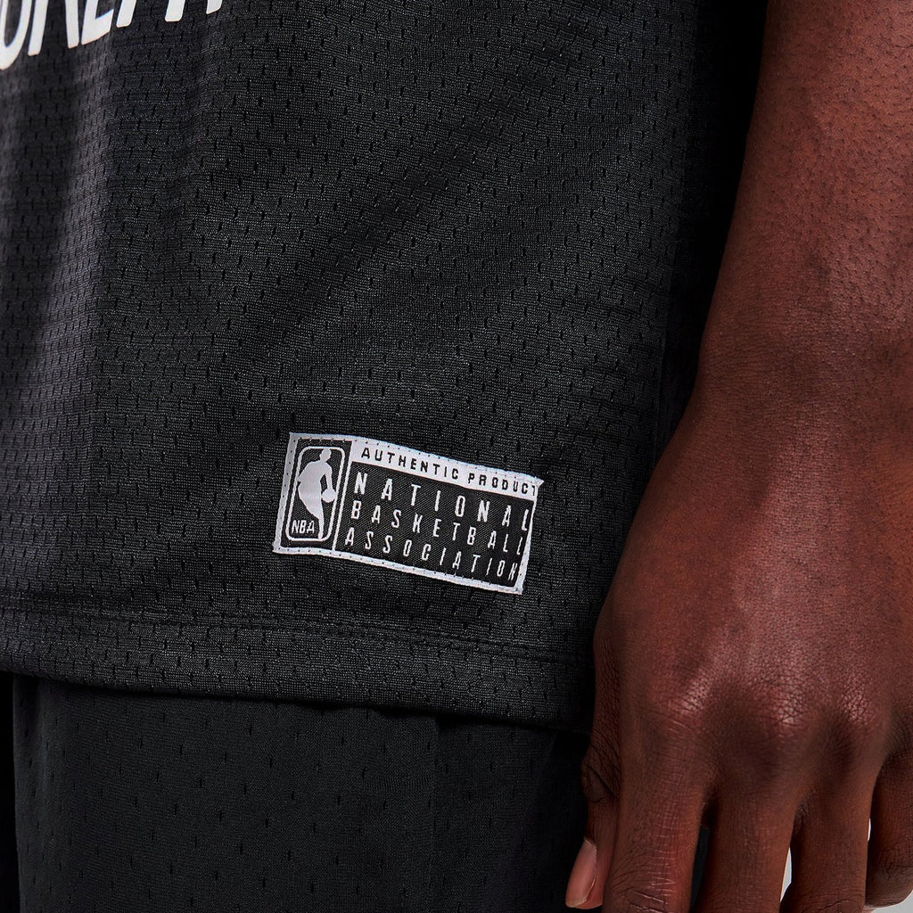Brooklyn Nets Name & Number T-Shirt - Patty Mills - Mens