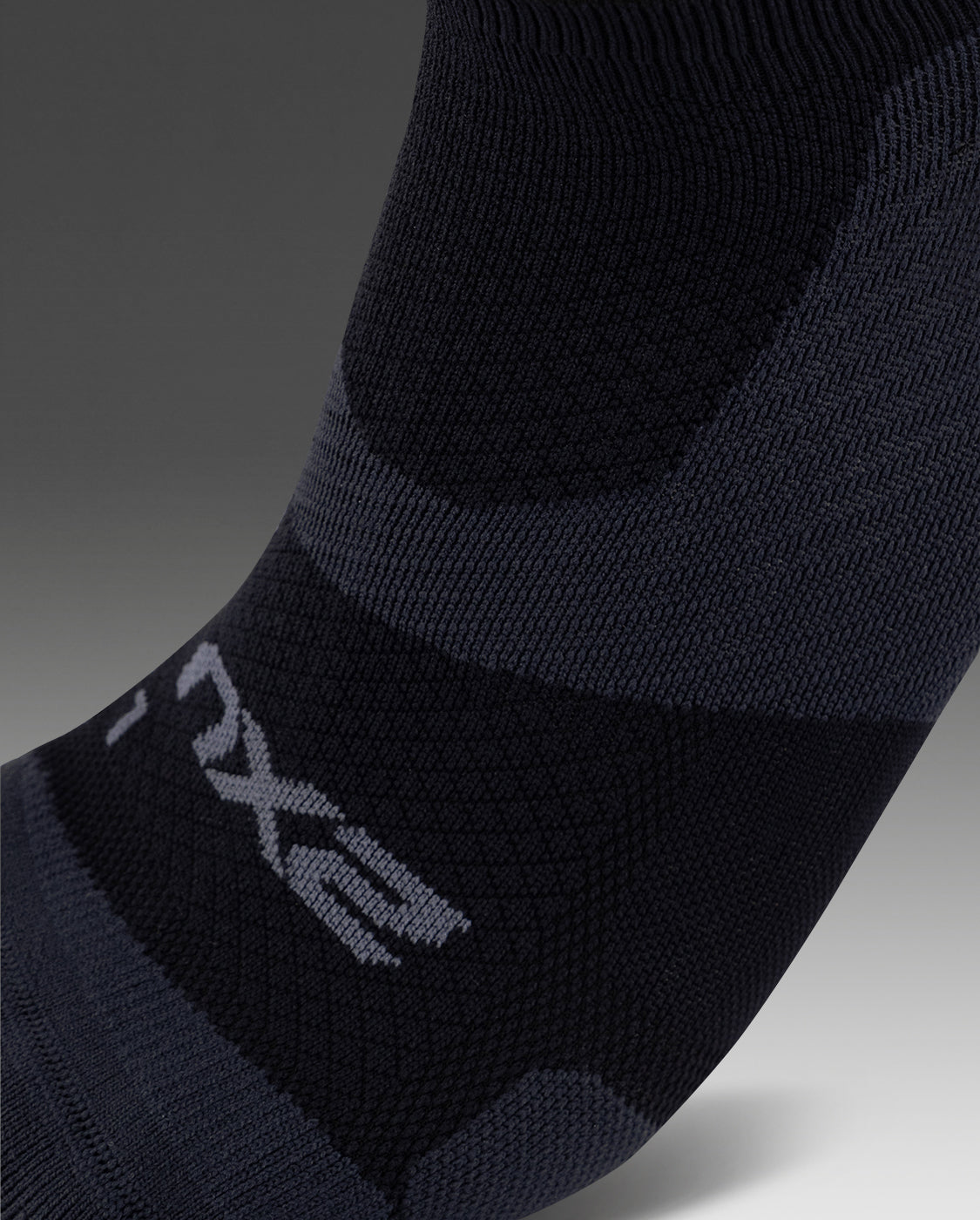 2XU Vectr Light Cushion No Show Socks - Back/Titanium