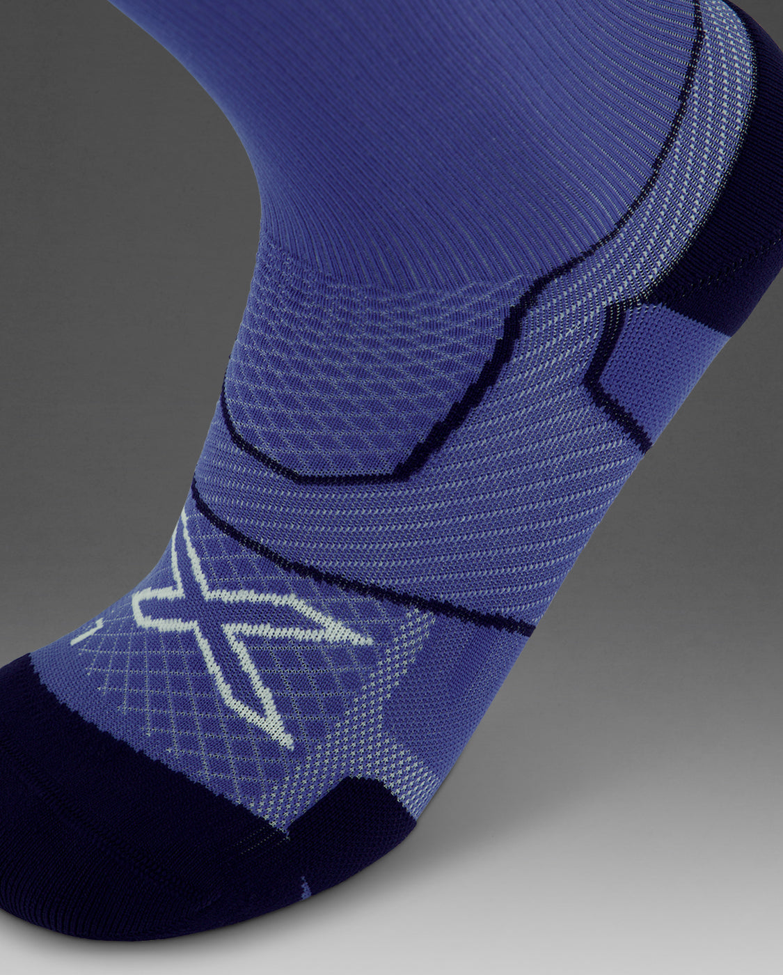 2XU Vectr Cushion Crew Socks - Future Dusk/White