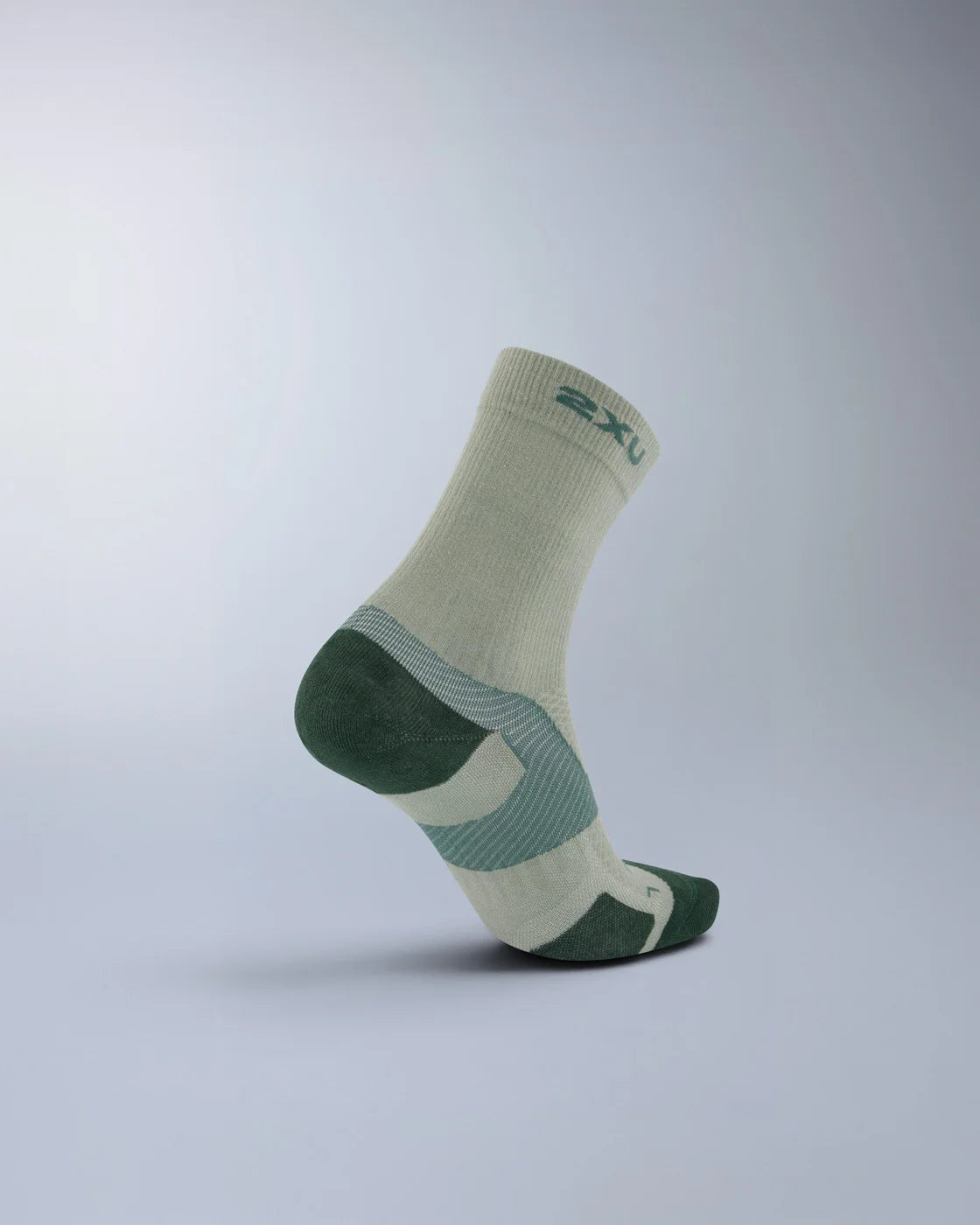 2XU Vectr Merino Light Cushion Crew Socks - Eucalyptus/Olive Leaf