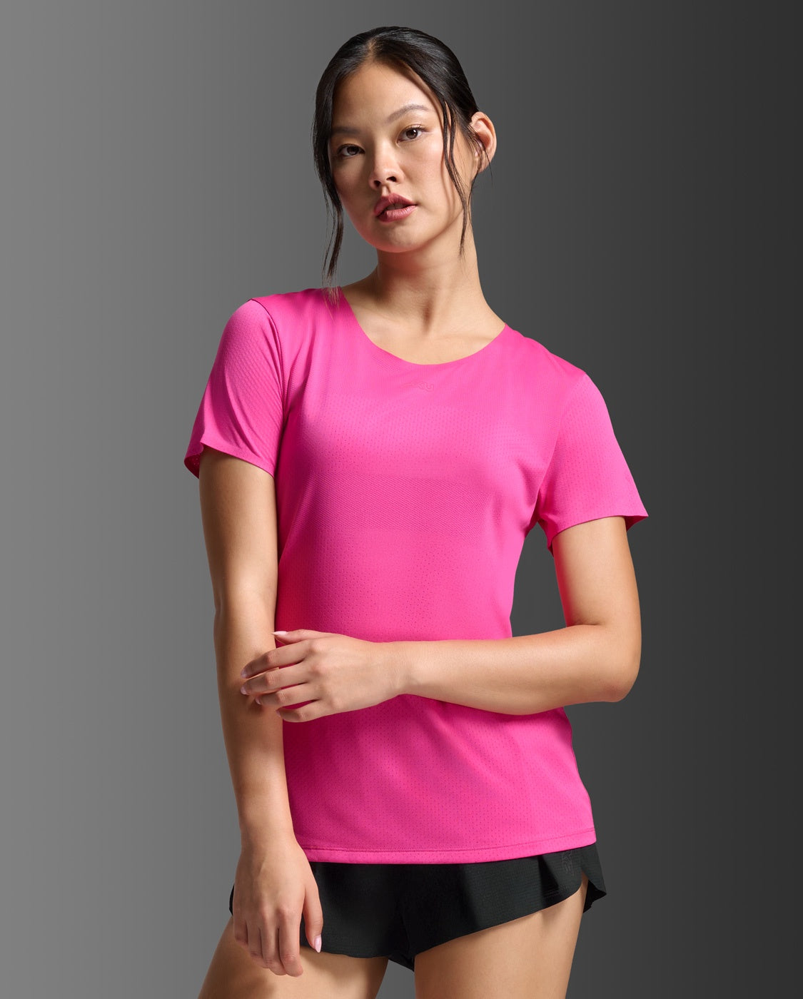 2XU Womens Light Speed Tech Tee - Fuschia