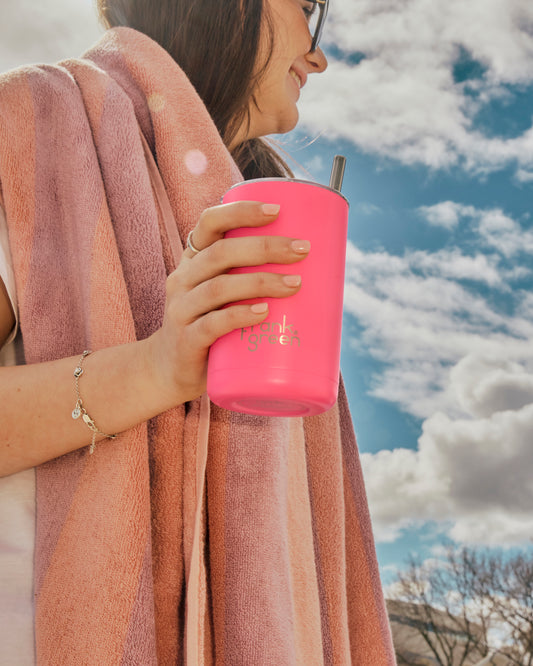 Frank Green Iced Coffee Cup with Straw- Neon Pink
