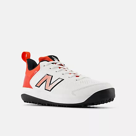 New Balance Youth KC4020v6 Cricket Shoe