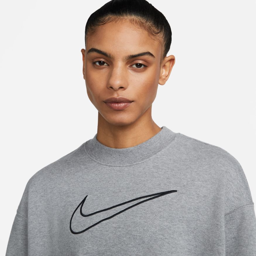 Nike Dri-FIT Get Fit Women's Graphic Crewneck Sweatshirt
