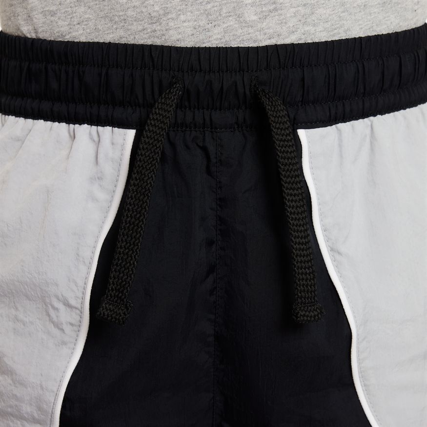 Nike Sportswear Big Kids' (Boys') Woven Shorts