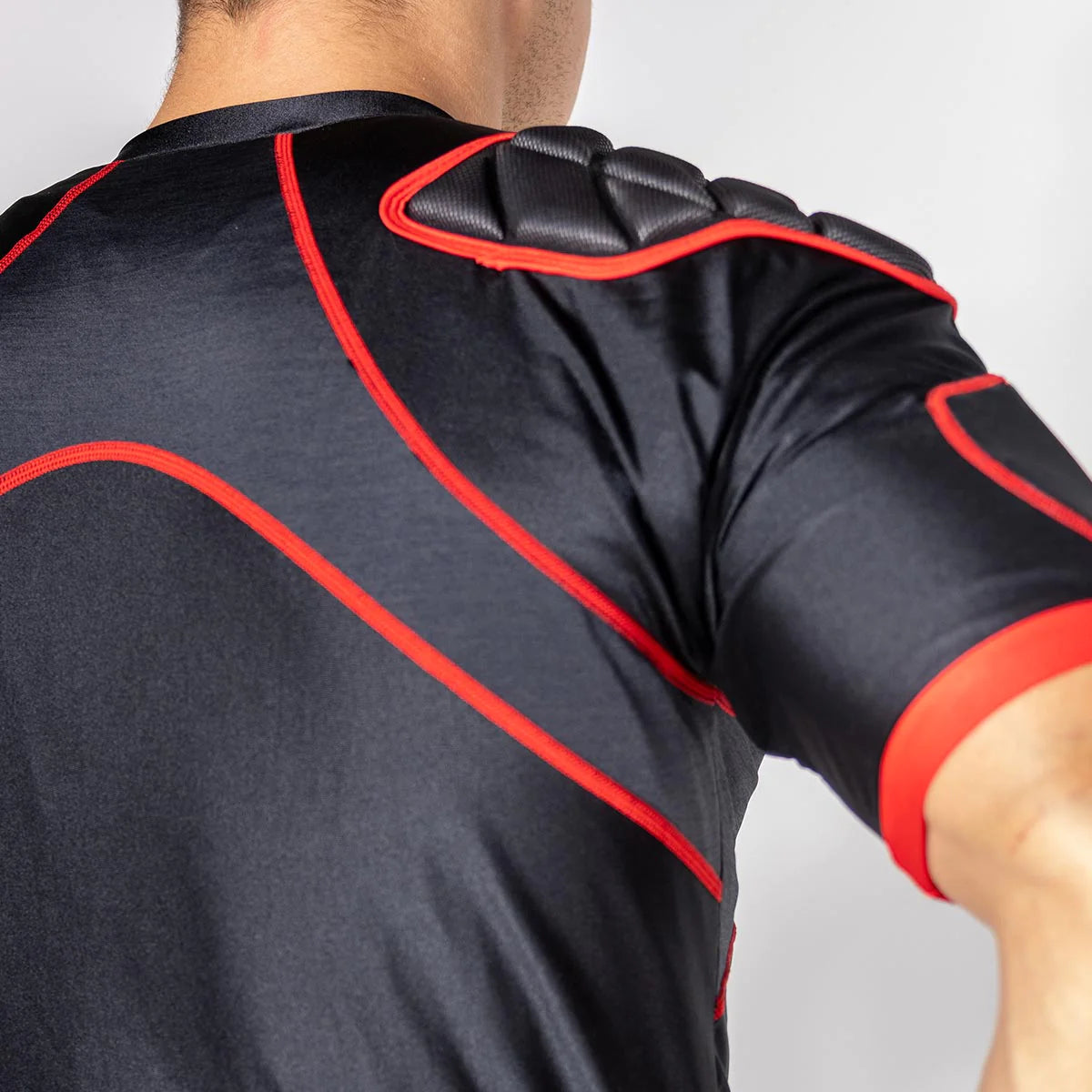 Gilbert XP 300 Shoulder Pads - Black/Red