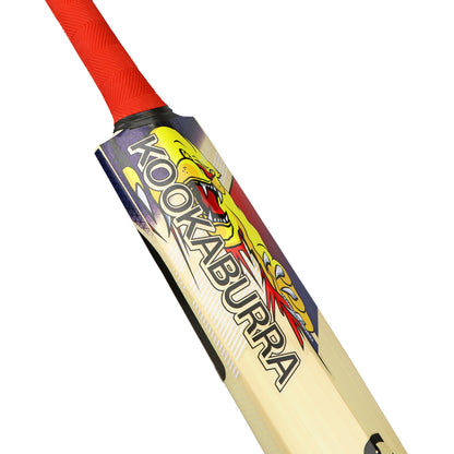 Kookaburra Beast Pro 9.0 Cricket Bat - Junior