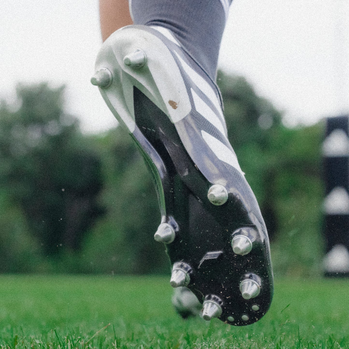 Adidas Kakari RS (SG)Boots - Black/Zero Metallic/Gold Metallic