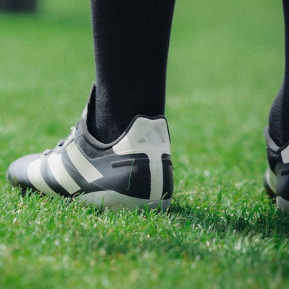 Adidas Kakari RS (SG)Boots - Black/Zero Metallic/Gold Metallic