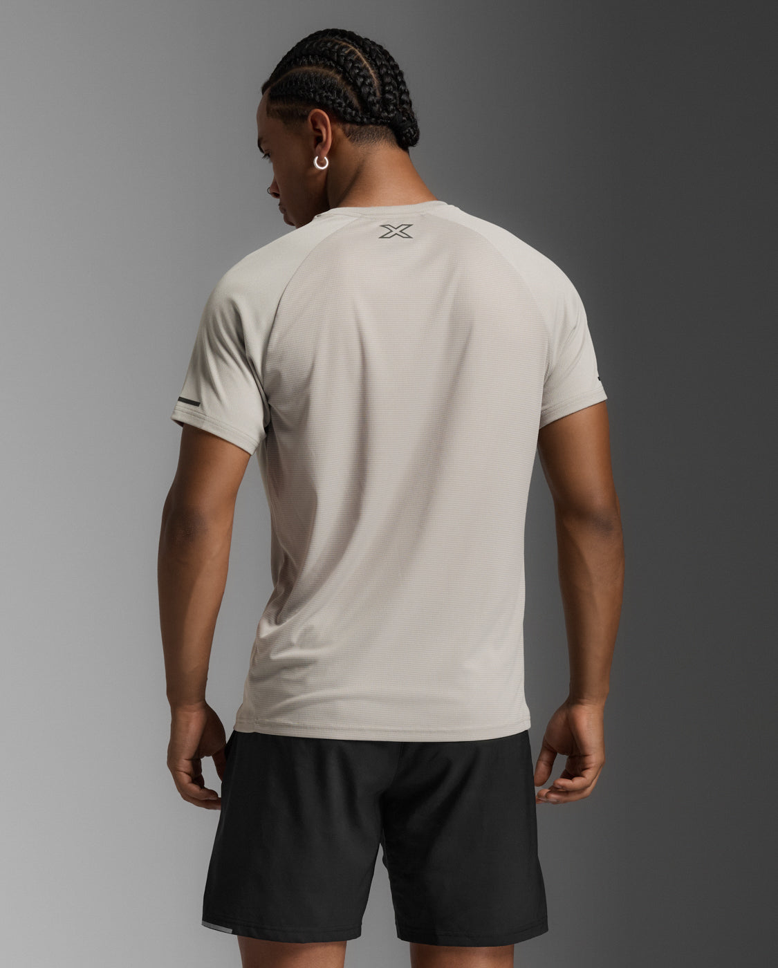 2XU Mens Aero Tee - Carbon