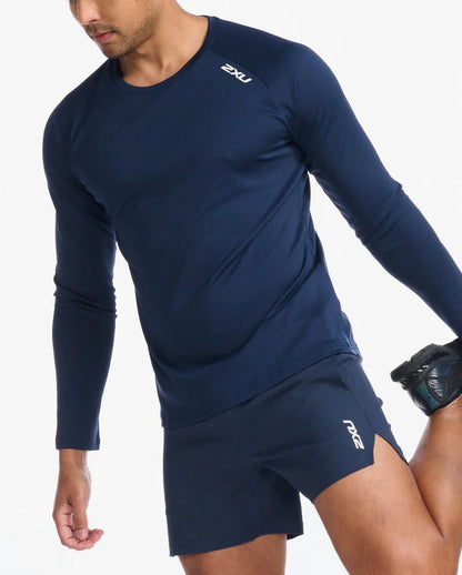 2XU Mens Aspire Long Sleeve Top - Midnight/White
