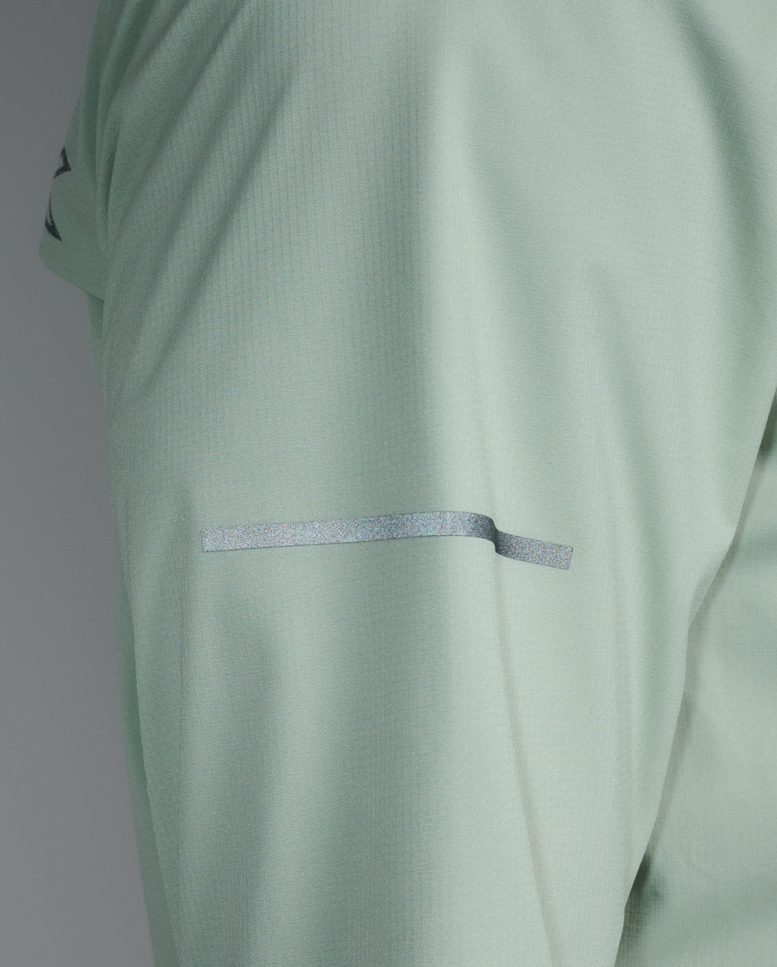 2XU Mens Ignition Shield Jacket - Eucalyptus/ Black Reflective