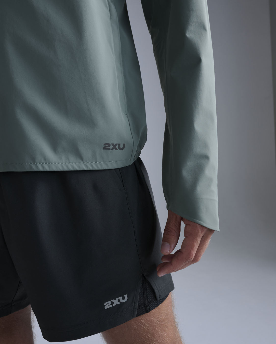 2XU Mens Ignition Shield Waterproof Jacket - Olive Leaf/Black Reflective
