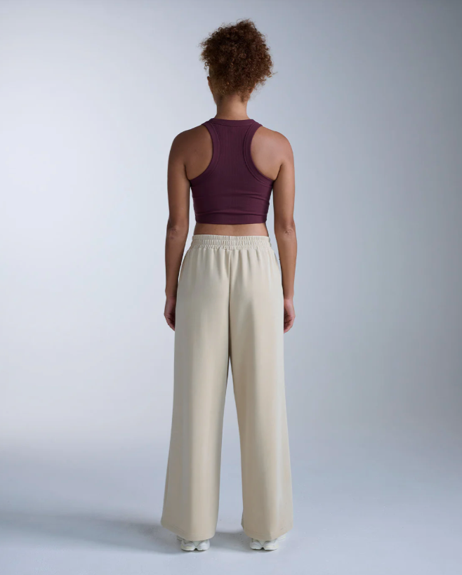 2XU Womens Wonderluxe SandWashed Wide Pants - Mojave Desert/White