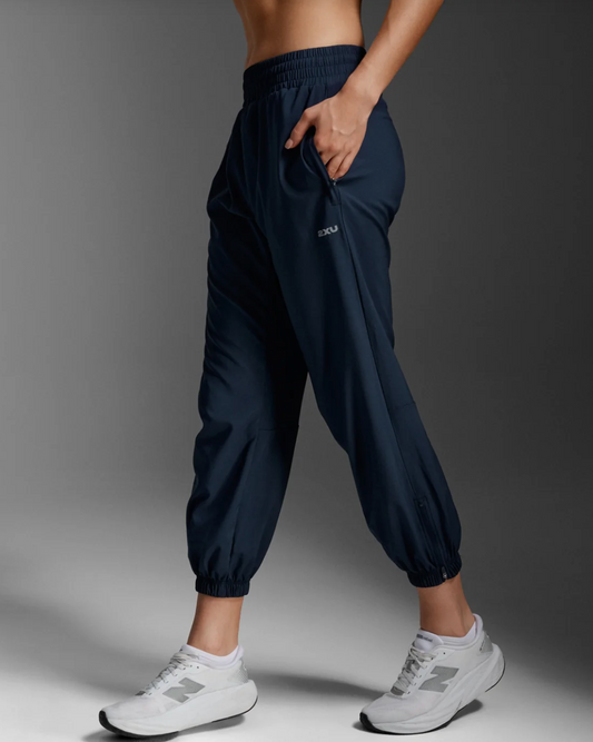 2XU Womens Aero Hi-Rise Woven Jogger - Midnight