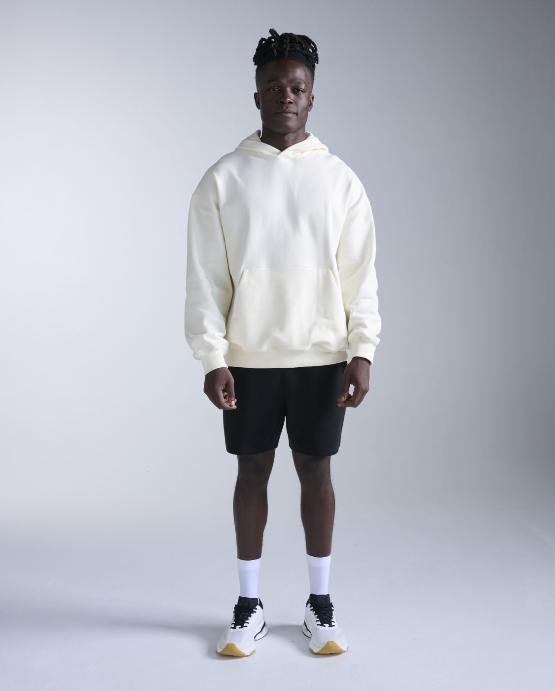 2XU Unisex EZ Oversized Organic Cotton Hoodie - Chalk
