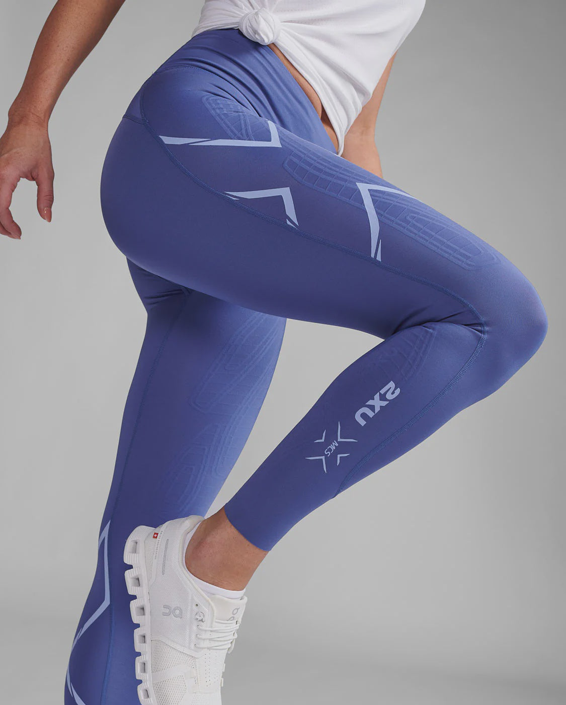2XU Womens Light Speed Compression Tights - Marlin/Hydrangea