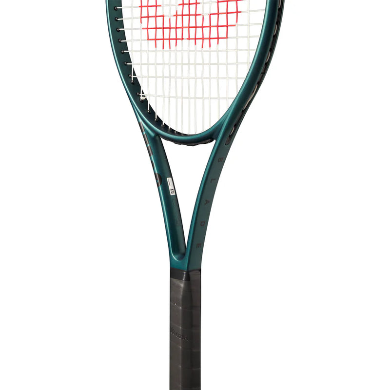 Wilson Blade 100L V9 Tennis Racket - Unstrung