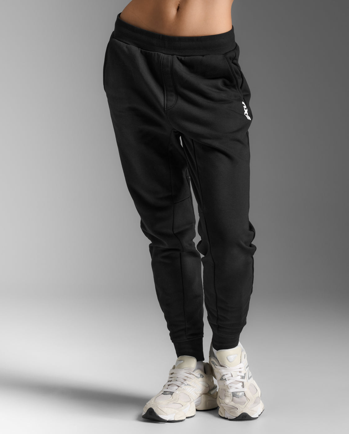 2XU Womens Aspire Trackpants - Black/White