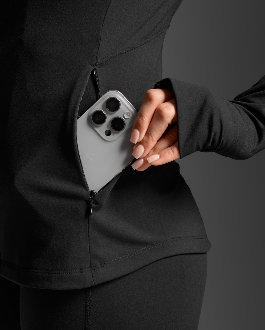 2XU Womens Form Soft Touch Jacket - Black/Black