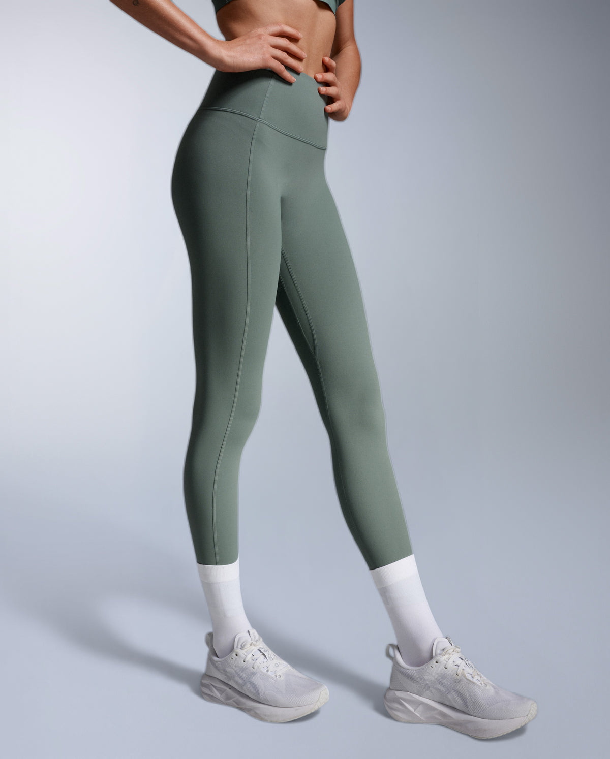 2XU Womens Fluid Hi-Rise Tights - Oliver Leaf/Olive Leaf