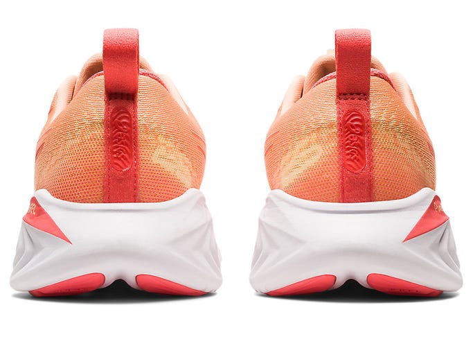 Asics Women's Gel Cumulus 25 (D) - Summer Dune/Light Orange