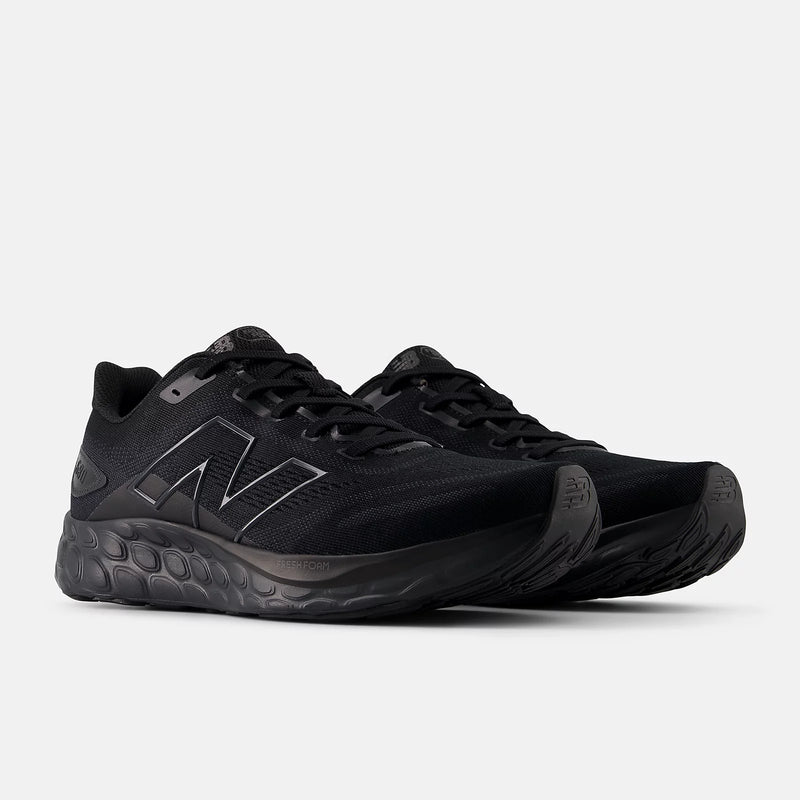 New Balance Mens Fresh Foam 680 v8 (2E) - Black