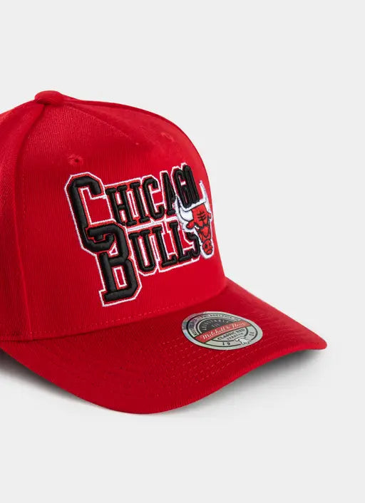 Mitchell & Ness NBA Chicago Bulls Interlocked Crown Snapback Cap