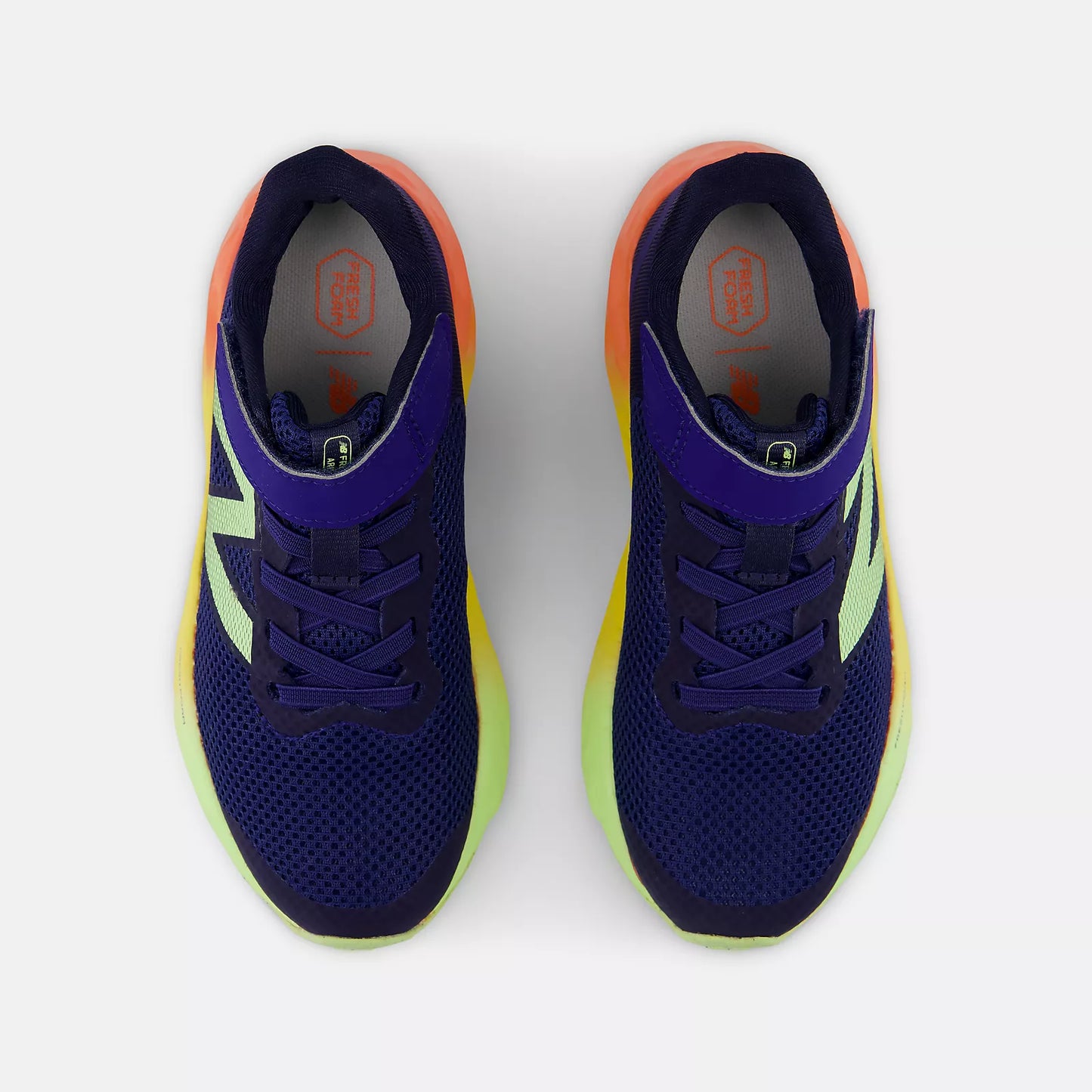 New Balance Kids Arishi v4 Bungee Lace with Top Strap - Blue Oyster