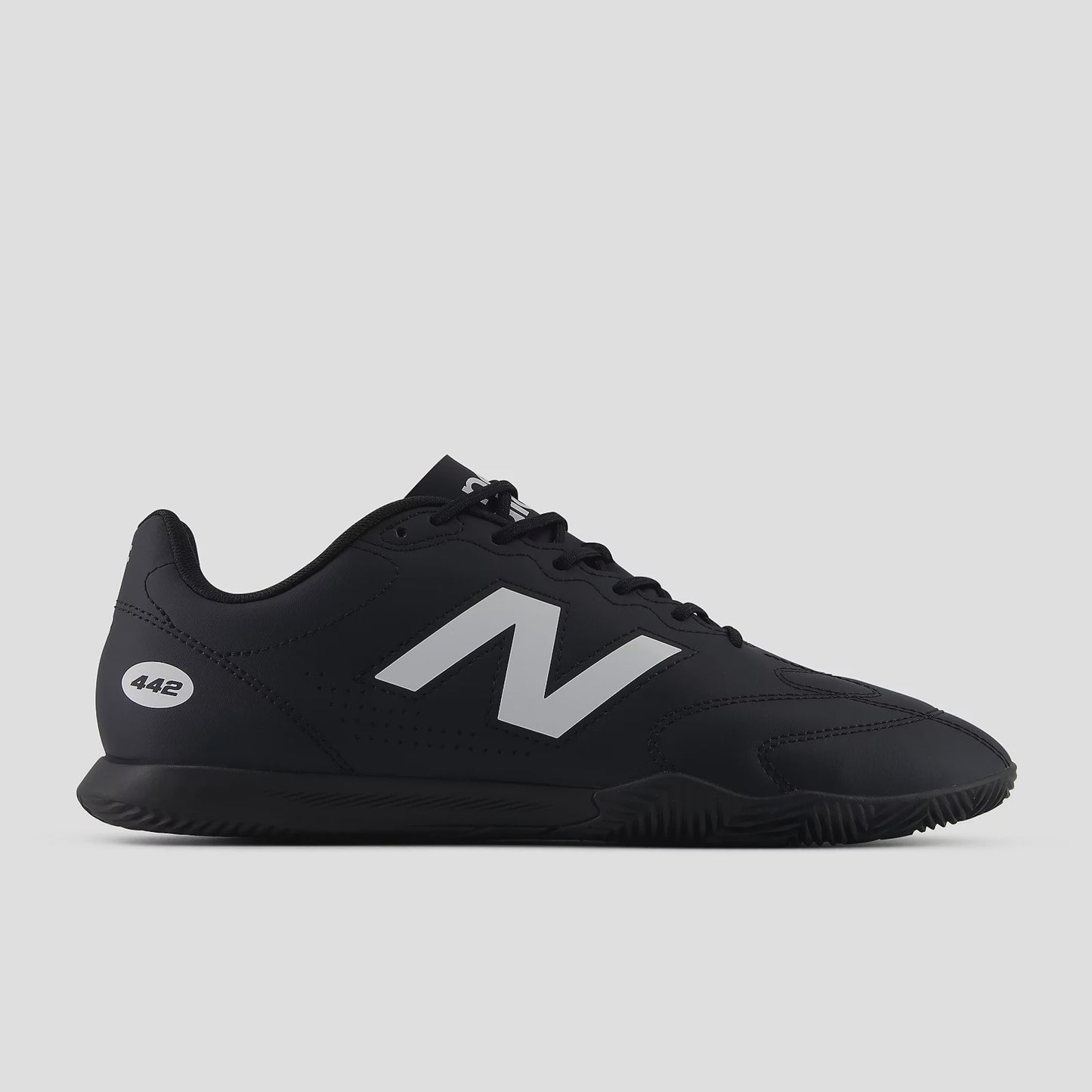New Balance 442 Club Indoor Court V3 (D) - Black/White