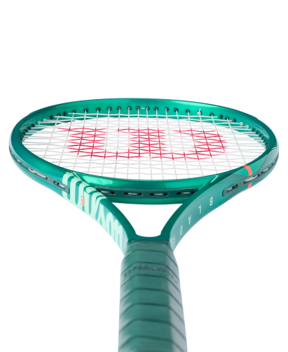 Wilson Blade 98 16X19 V10 FRM 2 Tennis Racket - Unstrung