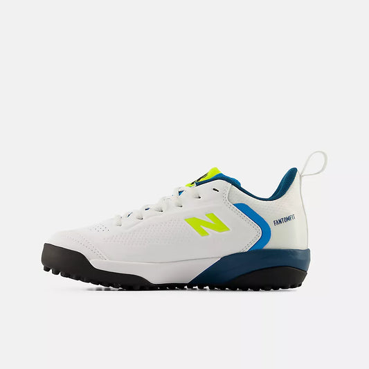 New Balance KC4020v6 Youth Cricket Shoes