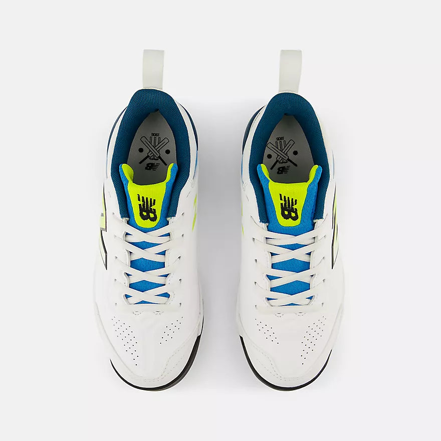 New Balance KC4020v6 Youth Cricket Shoes