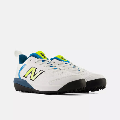 New Balance KC4020v6 Youth Cricket Shoes