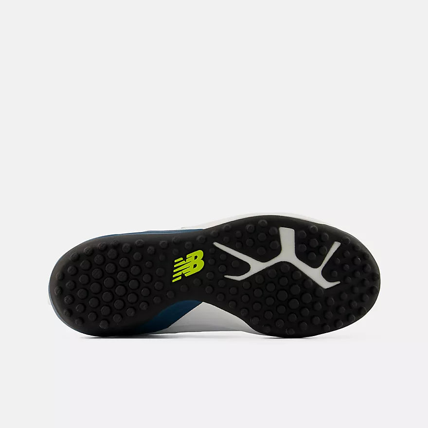 New Balance KC4020v6 Youth Cricket Shoes