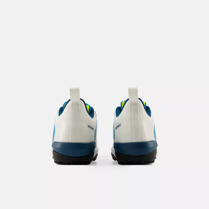 New Balance KC4020v6 Youth Cricket Shoes