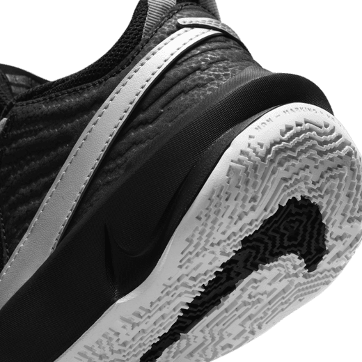 Nike Team Hustle D 10 Big Kids' Basketball Shoes - Black/Silver