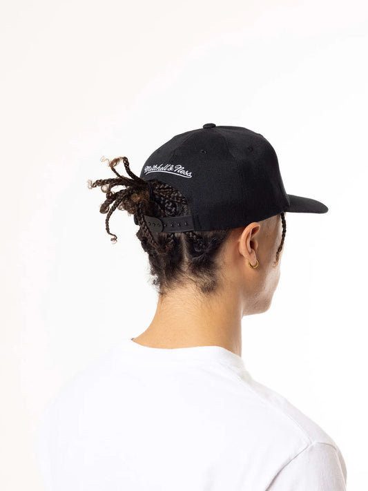 Mitchell & Ness Black and Team Colour Logo Classic Red Snapback - Phoenix Suns