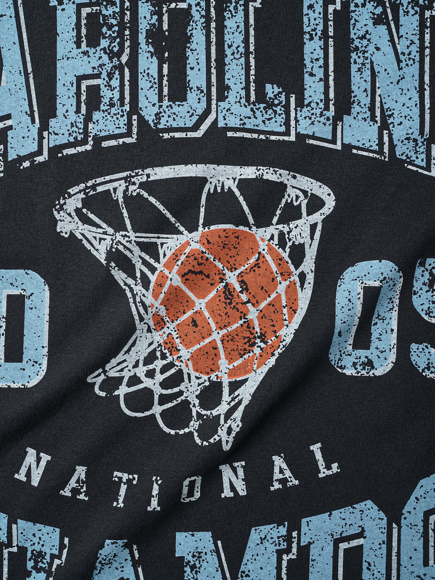 NCAA Basketball 2005 Champions Mens Vintage Tee - North Carolina