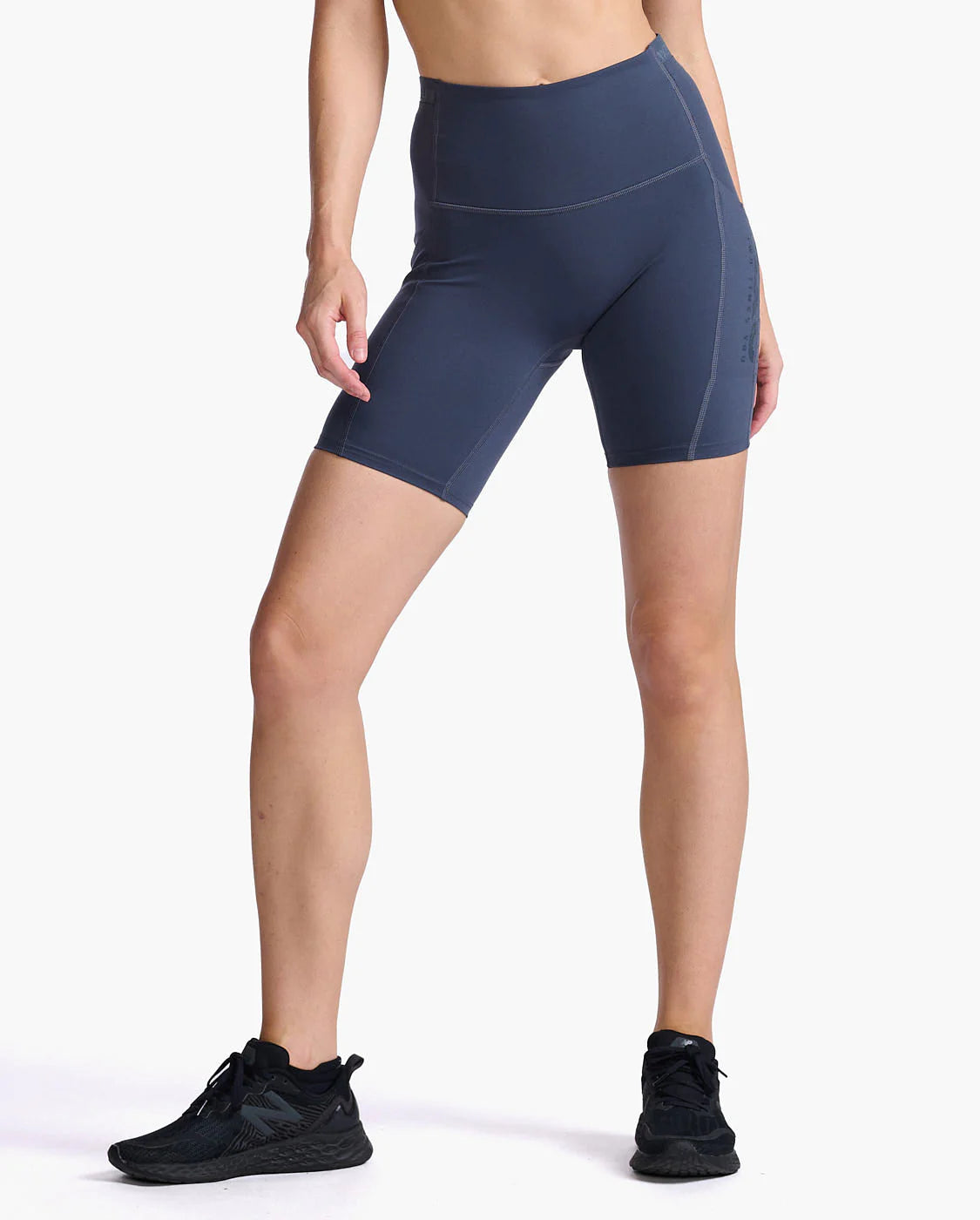 2XU Womens Form Stash Hi-Rise Bike Shorts - India Ink